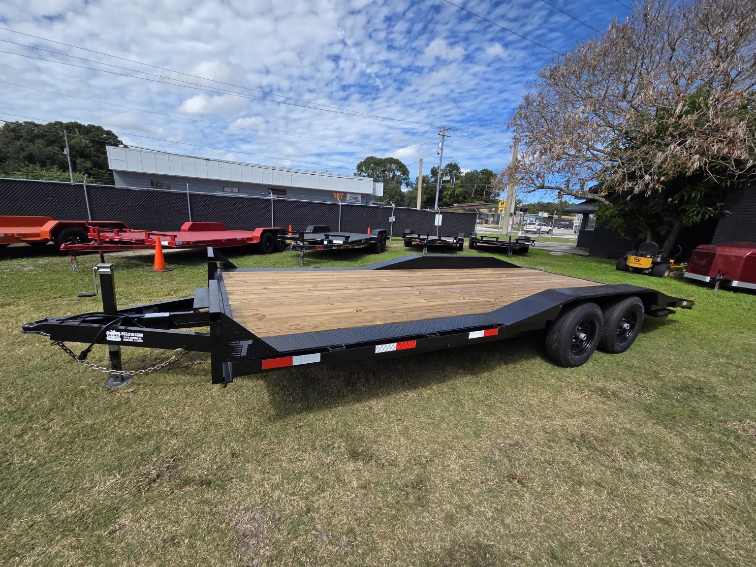 Trailer at Titan Trailer Sales — photo 1