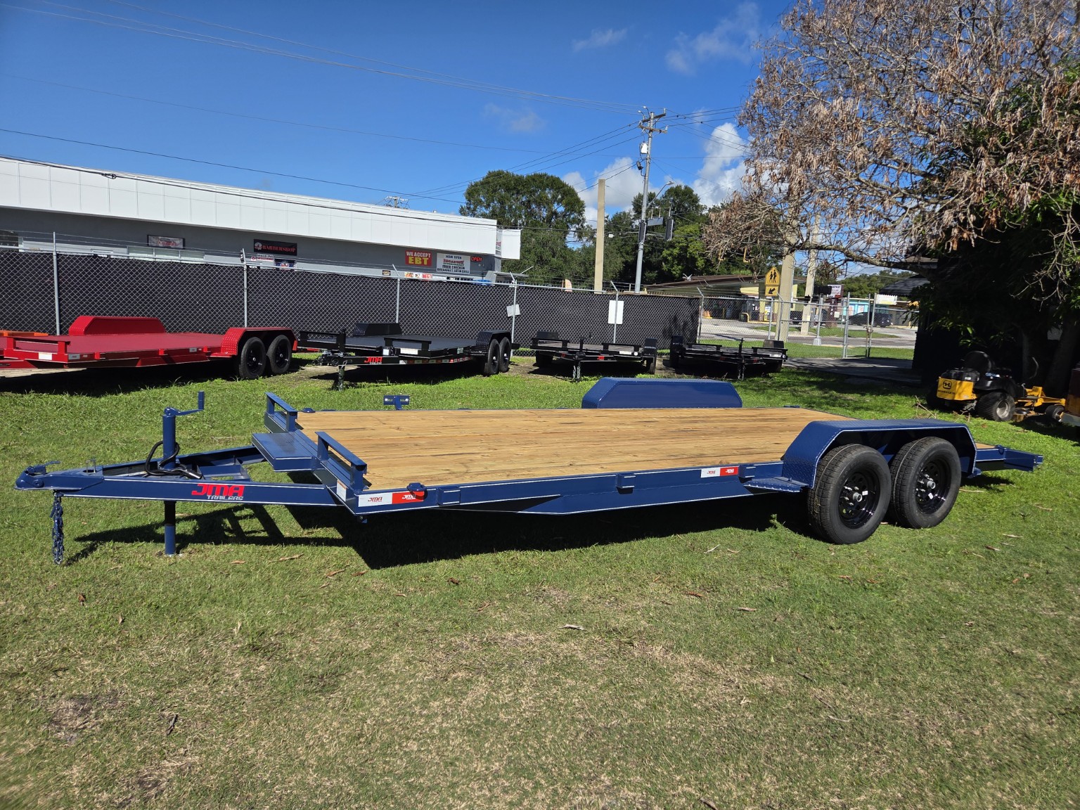 Trailer at Titan Trailer Sales — photo 2